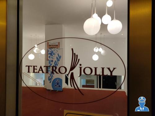 Teatro Jolly Spettacolo di Ernesto Maria Ponte 19 dicembre 2021